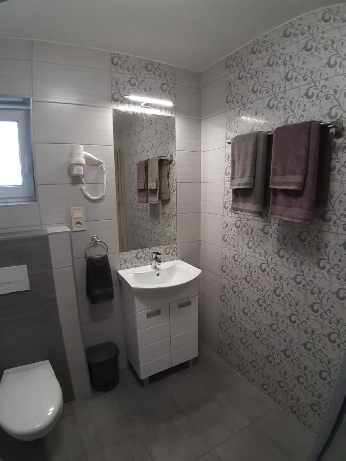 Profi Keco Apartman Balatonalmadi Ngoại thất bức ảnh