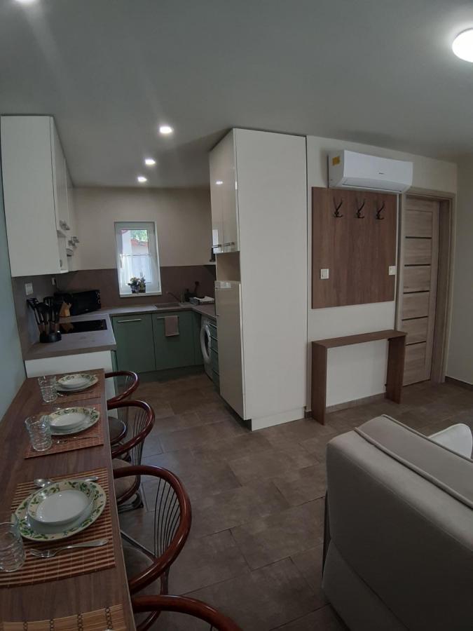 Profi Keco Apartman Balatonalmadi Ngoại thất bức ảnh