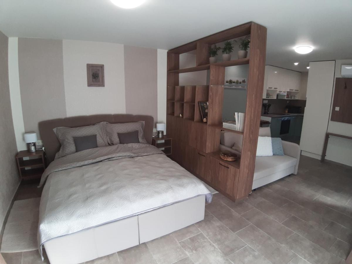 Profi Keco Apartman Balatonalmadi Ngoại thất bức ảnh