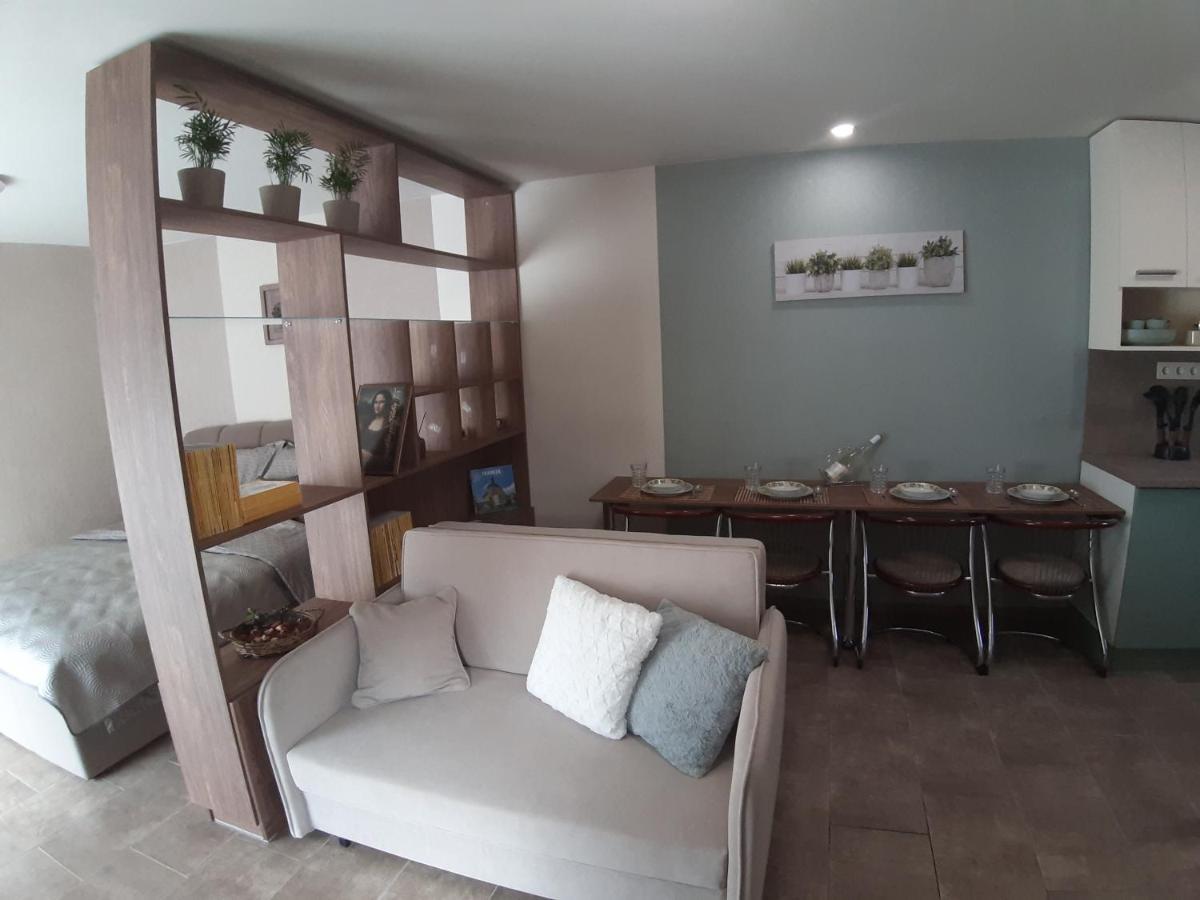 Profi Keco Apartman Balatonalmadi Ngoại thất bức ảnh
