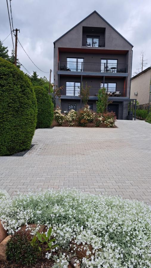 Profi Keco Apartman Balatonalmadi Ngoại thất bức ảnh